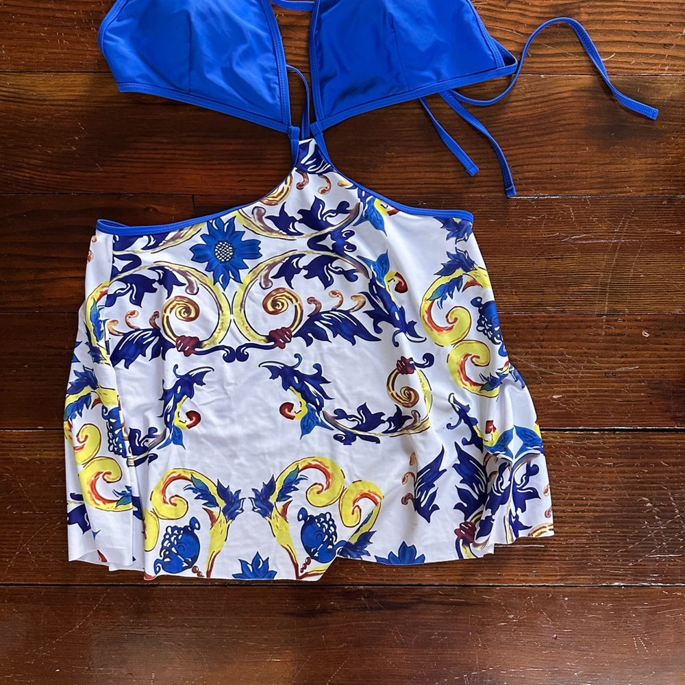 Elegant Blue and White Paisley One Piece Swimsuit